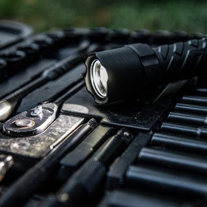 Coast Polysteel 600 Focusing LED Flashlight